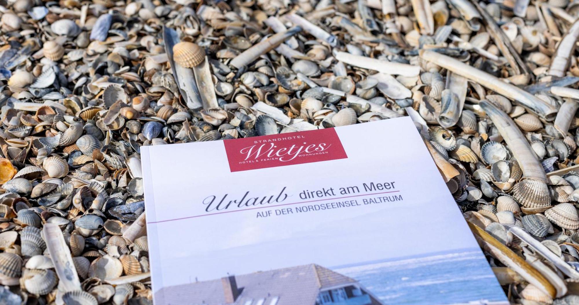באלטרום Strandhotel Wietjes מראה חיצוני תמונה